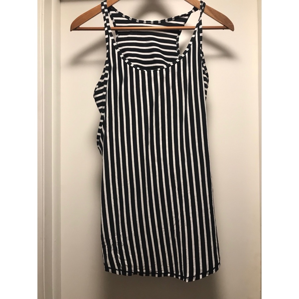 LULULEMON WORKOUT TANK